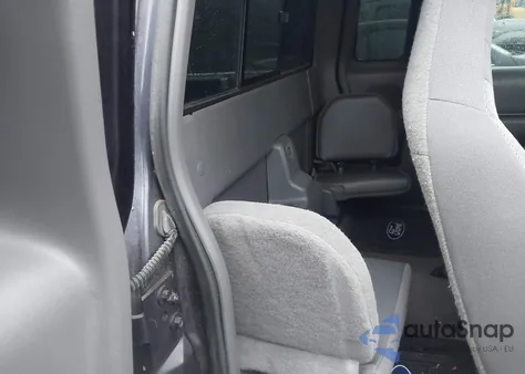 2002 Ford Ranger Edge/Tremor/Xlt z USA, uszkodzony, nr VIN 1FTYR44V92PB30357